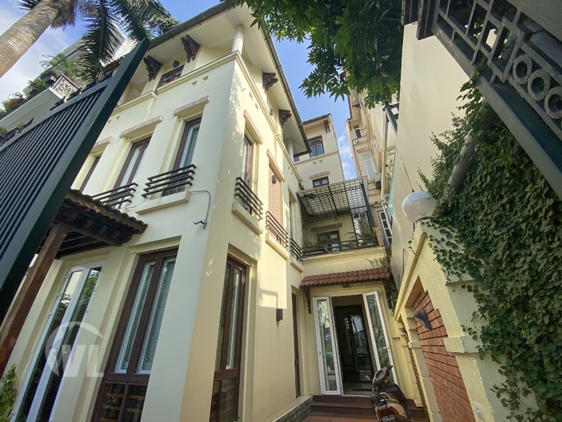 222 Charming Villa in Tay Ho with West Lake View 5 Bedroom