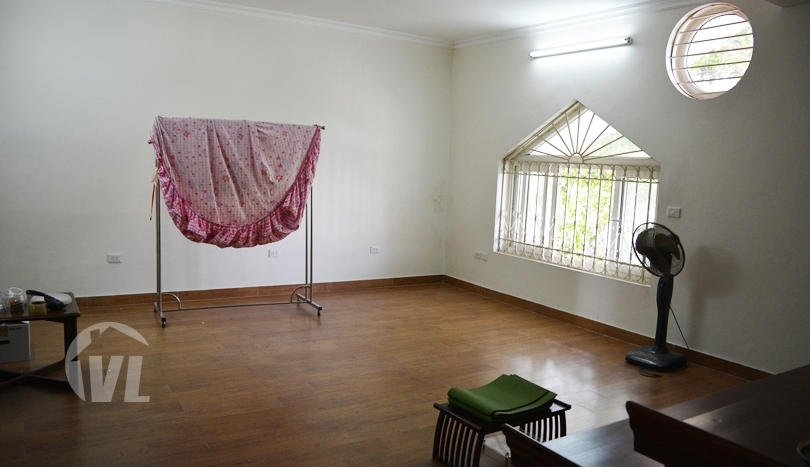 Charming furnished house with yard in Long Bien Ngoc Thuy area