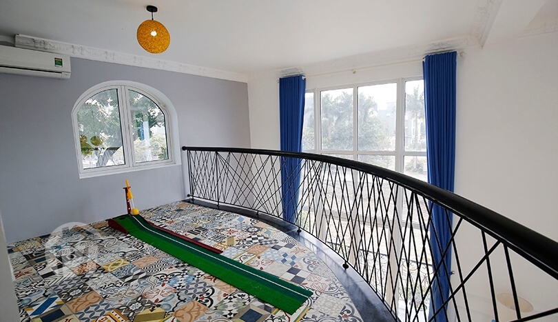 Duplex apartment for rent in Long Bien with swimming pool