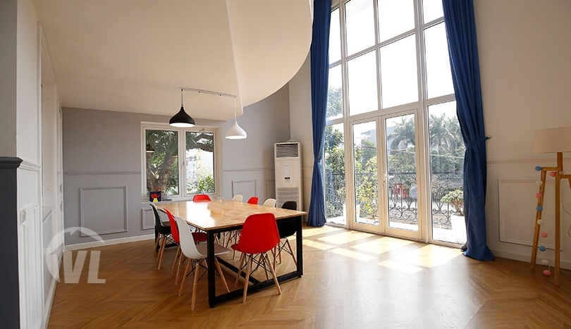 Duplex apartment for rent in Long Bien with swimming pool