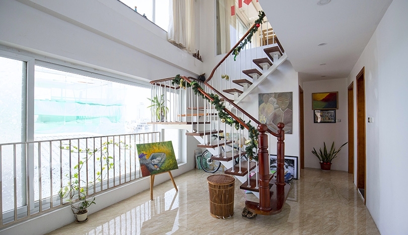 Duplex penthouse to rent in Hai Ba Trung district Hanoi