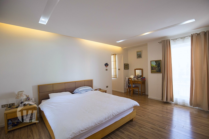 333 Duplex penthouse to rent in Hai Ba Trung district Hanoi