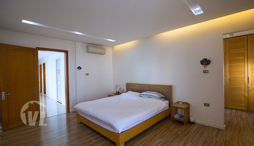 Duplex penthouse to rent in Hai Ba Trung district Hanoi