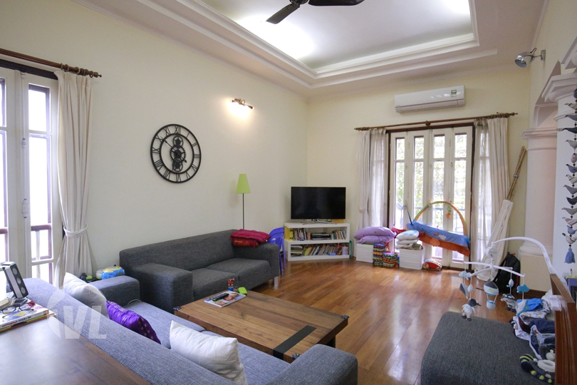 333 Furnished swimming pool house in West Lake area of Hanoi