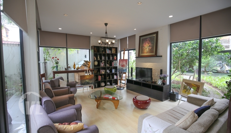 Hanoi modern house to rent next to French International School Long Bien
