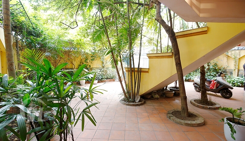 Large detached pool villa for rent on To Ngoc Van lane in Tay Ho