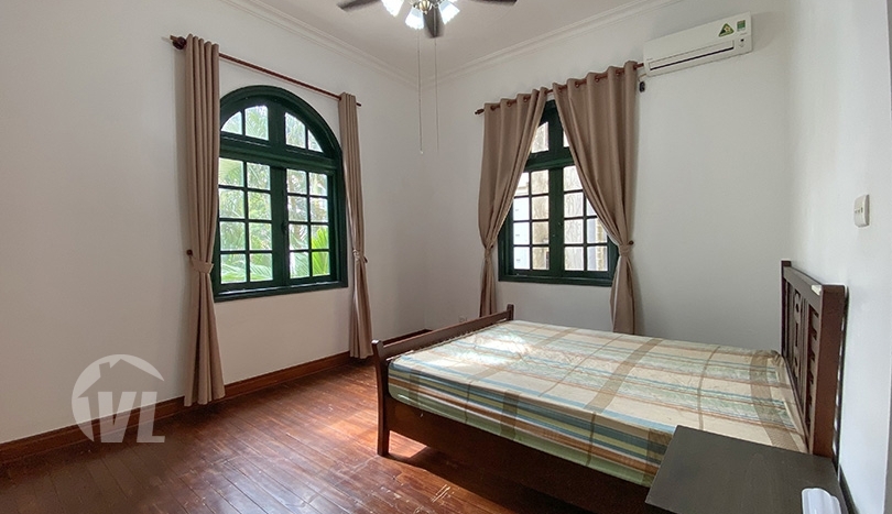 Large renovated furnished villa in Hanoi with garden on To Ngoc Van