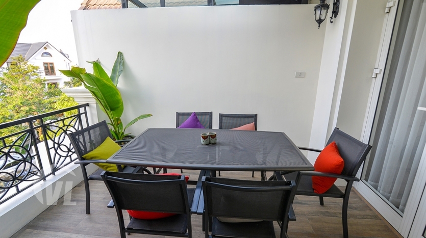 Minimalist and modern furnished rental house in Vinhomes Riverside Hanoi
