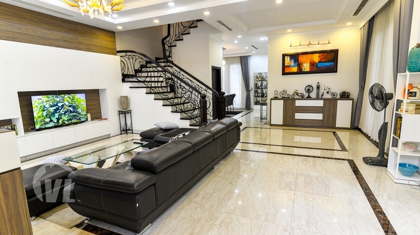 Minimalist and modern furnished rental house in Vinhomes Riverside Hanoi