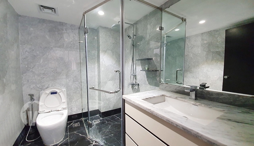 Modern 3 beds serviced apartment in Hoan Kiem area Hanoi city