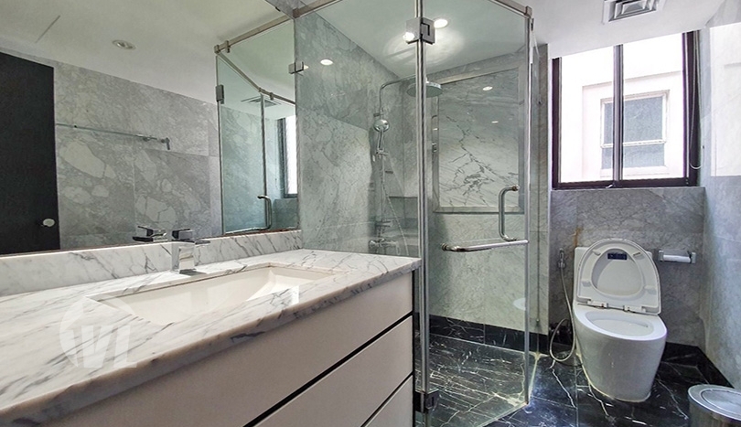 Modern 3 beds serviced apartment in Hoan Kiem area Hanoi city