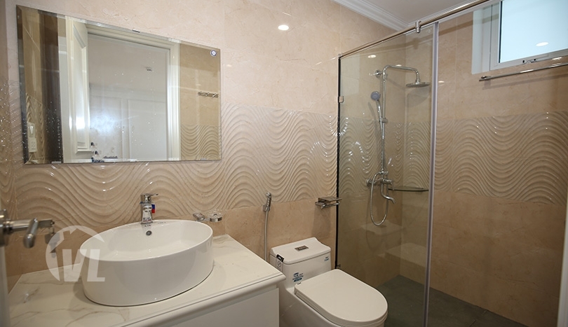 New rental 3 bedroom apartment in Long Bien close to LFAY Hanoi