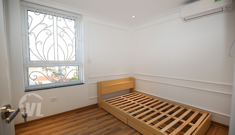 New rental 3 bedroom apartment in Long Bien close to LFAY Hanoi