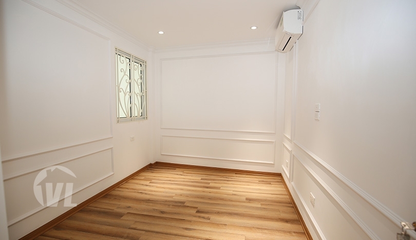New rental 3 bedroom apartment in Long Bien close to LFAY Hanoi