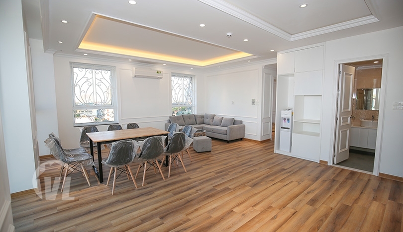 New rental 3 bedroom apartment in Long Bien close to LFAY Hanoi