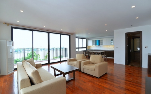 Spacious 3 bedroom apartment in Tay Ho, beautiful view