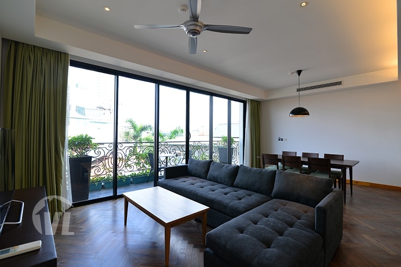 222 Splendid 3 bedroom apartment in To Ngoc Van, Tay Ho