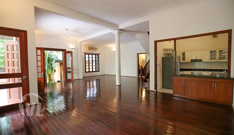 Swimming pool house in Tay Ho close to the West Lake of Hanoi