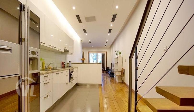 Unique triplex to rent in Hanoi right on Hoan Kiem lake