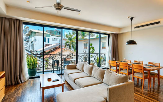 High quality 3 bedroom apartment for rent on quiet lane To Ngoc Van