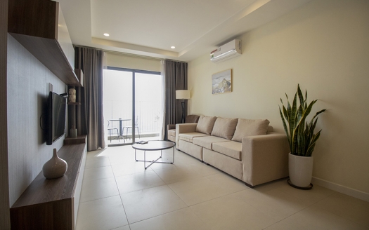 High floor 3 bedroom apartment for rent in Kosmo Tay Ho
