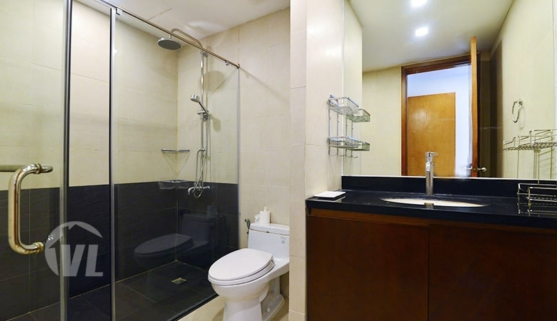 3 beds duplex to rent in Hanoi with West Lake view
