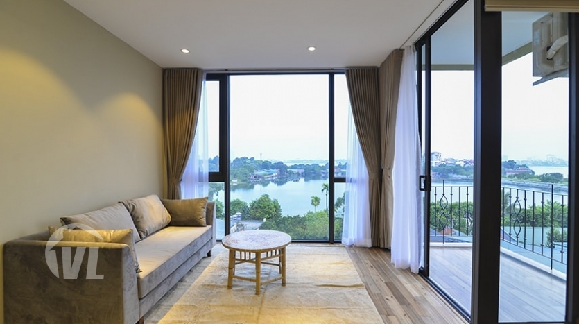 lake view one bedroom apartment on Xom Chua Tay Ho