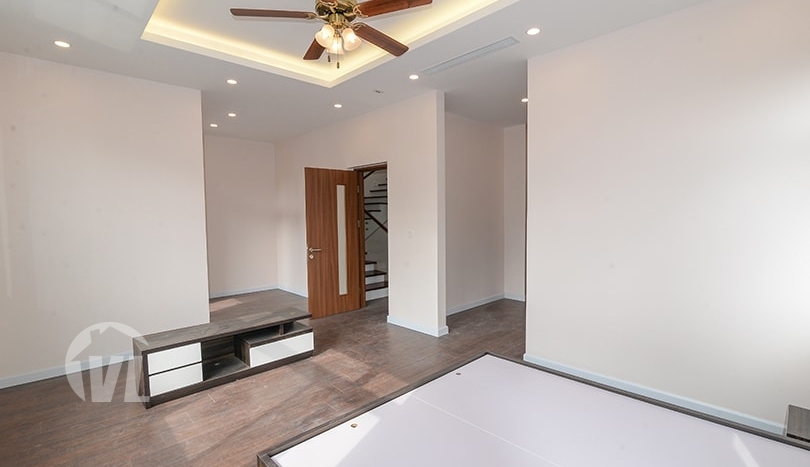 Amazing 4 bedroom house to lease in Starlake complex in Hanoi