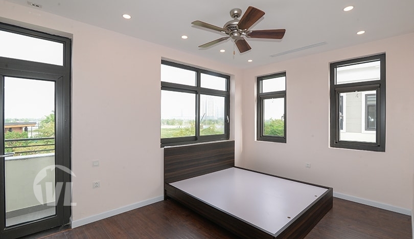 Amazing 4 bedroom house to lease in Starlake complex in Hanoi