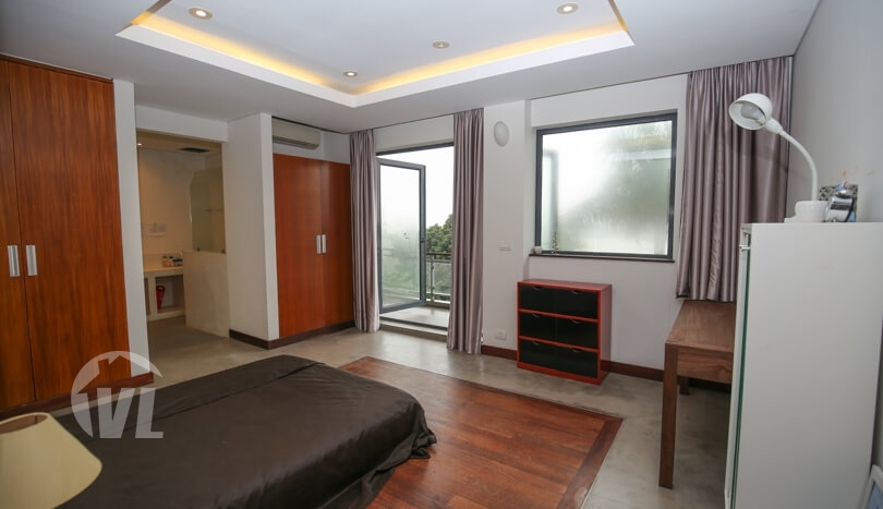 Ambassador swimming pool villa to rent in Long Bien area Hanoi
