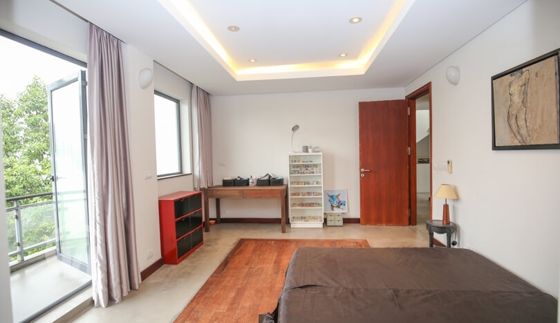 Ambassador swimming pool villa to rent in Long Bien area Hanoi