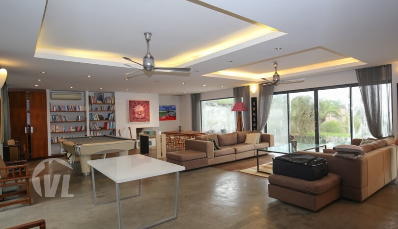 Ambassador swimming pool villa to rent in Long Bien area Hanoi
