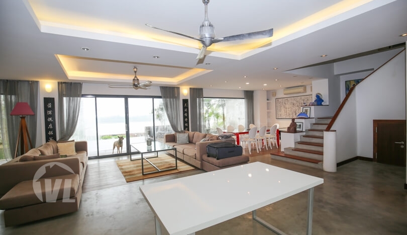 Ambassador swimming pool villa to rent in Long Bien area Hanoi