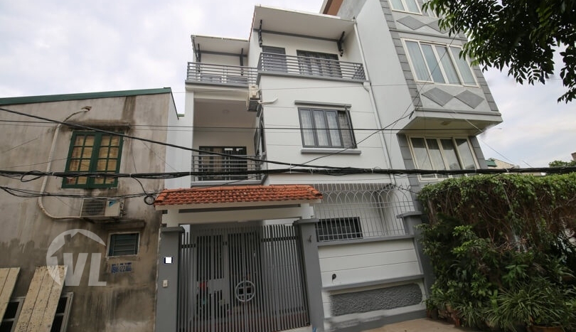 Brand-new house to rent in Long Bien close to the Lycee Français