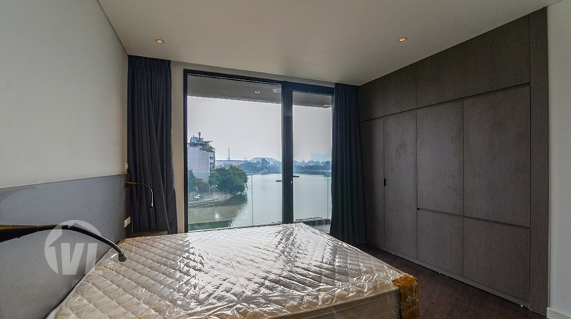 Brand new lake view 2 beds apartment in Truc Bach