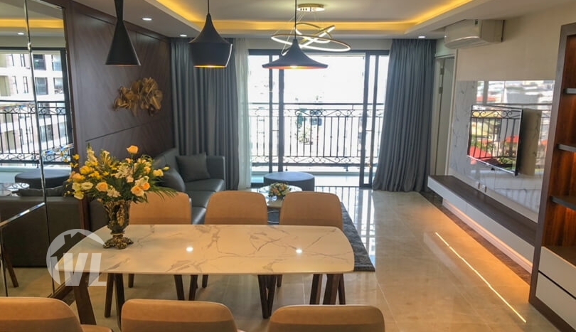 D'le Roi Soleil 3 bedroom apartment, Xuan Dieu street Tay Ho