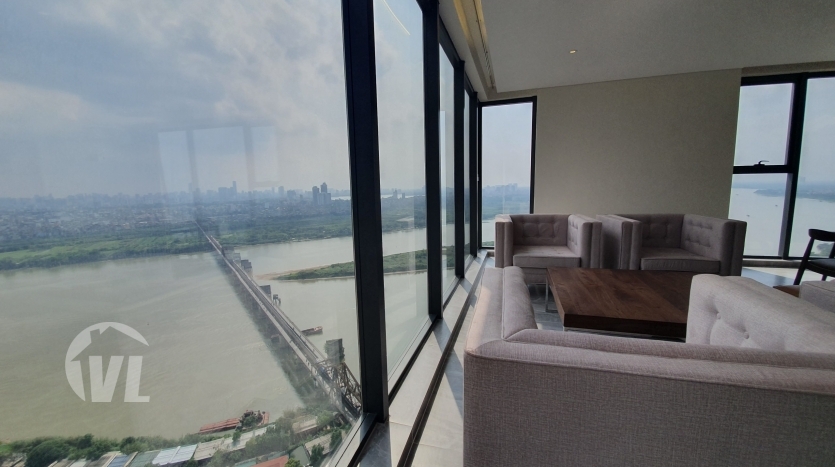 Duplex apartment to rent in Mipec Riverside close to LFAY Hanoi