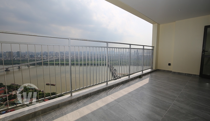 Duplex apartment to rent in Mipec Riverside close to LFAY Hanoi