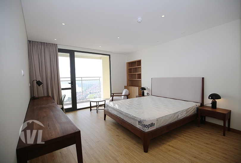 333 Duplex apartment to rent in Mipec Riverside close to LFAY Hanoi