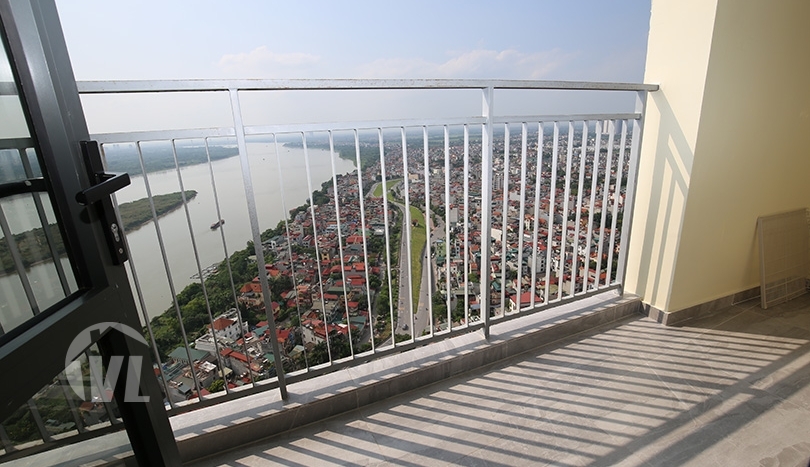Duplex apartment to rent in Mipec Riverside close to LFAY Hanoi