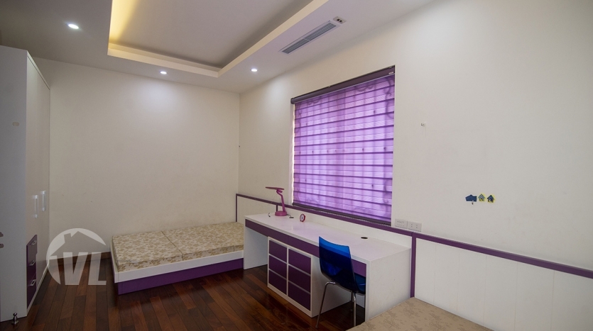 Furnished 4 beds house in Anh Dao area Vinhomes Riverside