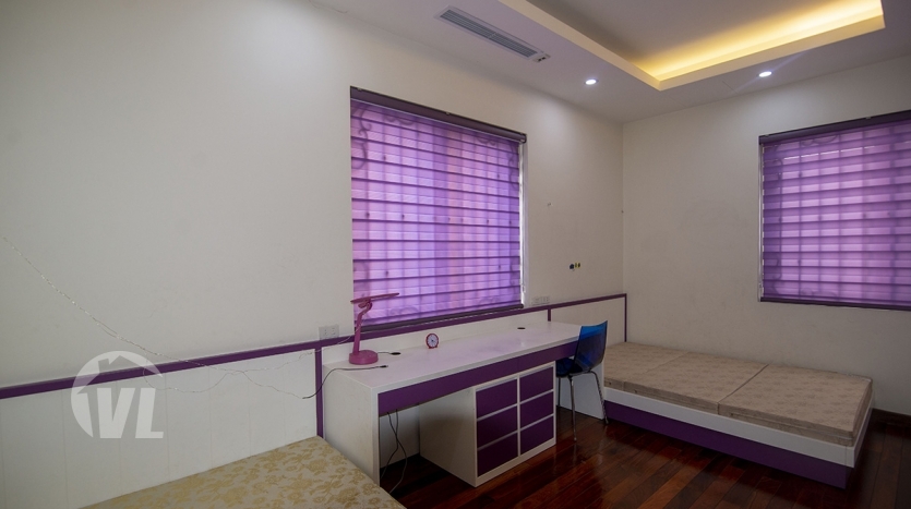 Furnished 4 beds house in Anh Dao area Vinhomes Riverside