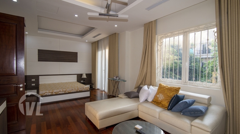 Furnished 4 beds house in Anh Dao area Vinhomes Riverside