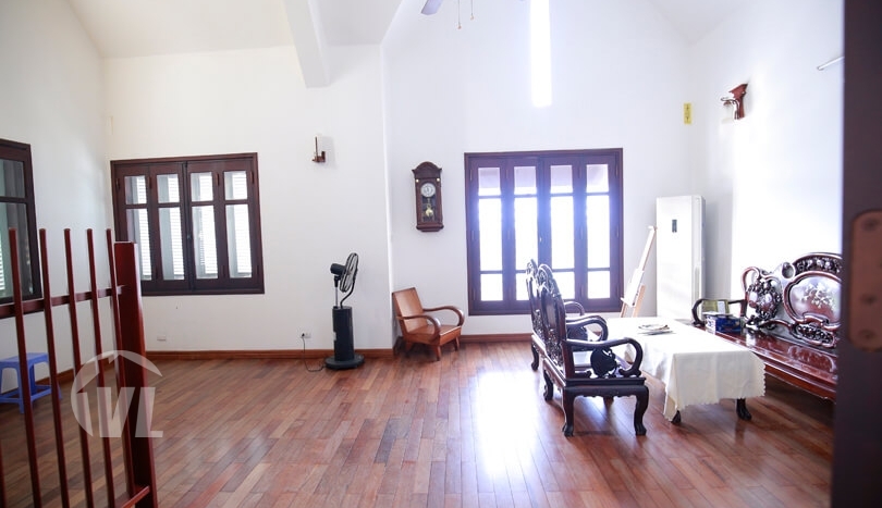 Furnished 5 bedrooms house in Tay Ho near the West Lake