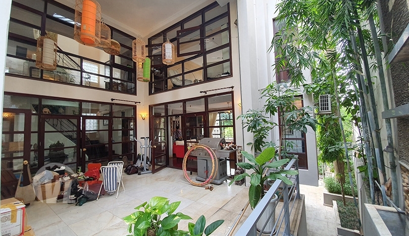 Furnished house with swimming pool in Long Bien close to LFAY Hanoi