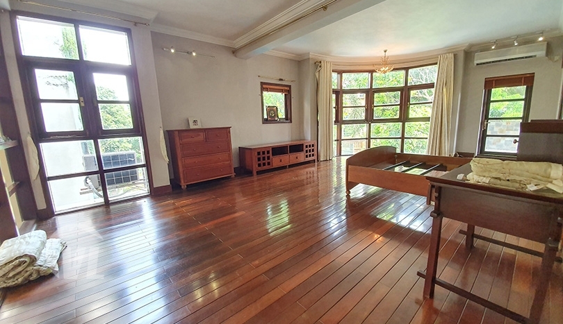 Furnished house with swimming pool in Long Bien close to LFAY Hanoi