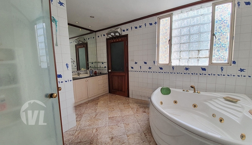 Furnished house with swimming pool in Long Bien close to LFAY Hanoi