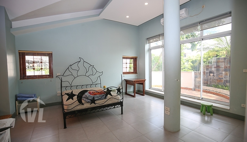 Furnished house with swimming pool in Long Bien close to LFAY Hanoi