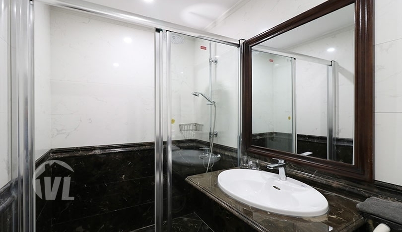 Furnished penthouse to rent in Hanoi Center with private terrace