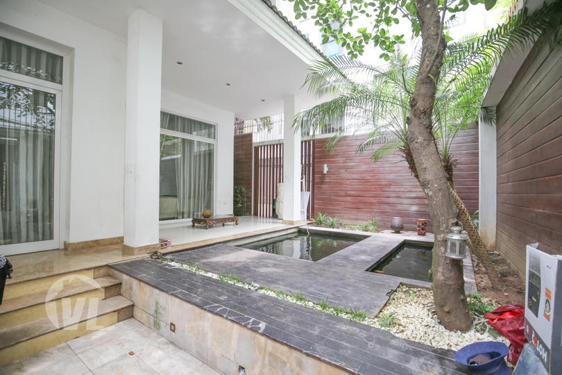 222 Gorgeous furnished 3 bedroom house to lease in Tay Ho district Hanoi